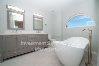 9997 Javelin Way in Spring Valley, CA - Building Photo - Building Photo