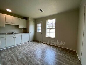 537 Wyche St in Bossier City, LA - Building Photo - Building Photo