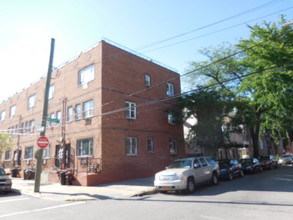 729 E 211th St in Bronx, NY - Building Photo - Building Photo