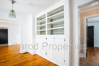 3338 Eastway Dr in Charlotte, NC - Building Photo - Building Photo