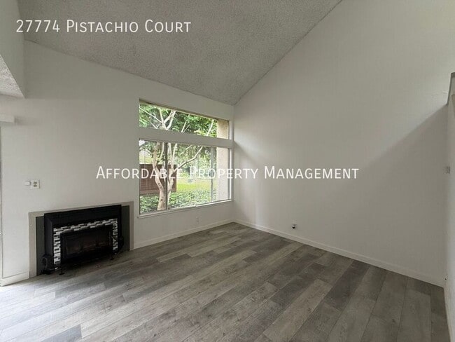 27774 Pistachio Ct in Hayward, CA - Building Photo - Building Photo