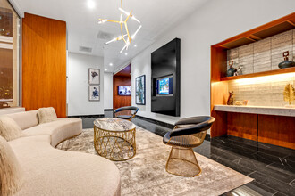 Vista at Dallas in Dallas, TX - Building Photo - Building Photo