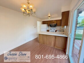 10 W Monticello Dr in Kaysville, UT - Building Photo - Building Photo