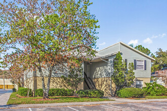 The Hamptons in Brandon, FL - Building Photo - Building Photo