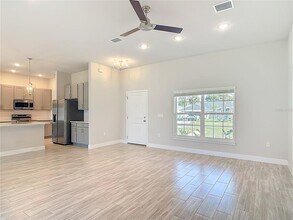 60 Ballenger Ln in Palm Coast, FL - Building Photo - Building Photo