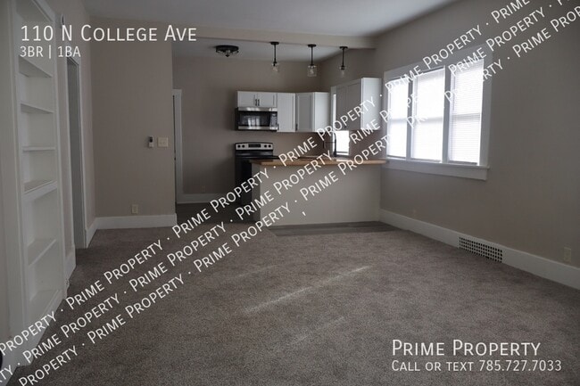 110 N College Ave in Salina, KS - Building Photo - Building Photo