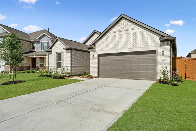 7611 Royal Oasis Ln in Cypress, TX - Building Photo - Building Photo