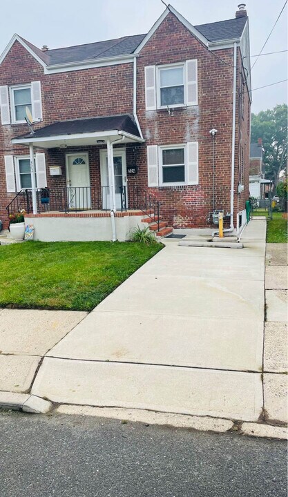 324 Brinton Ave in Trenton, NJ - Foto de edificio
