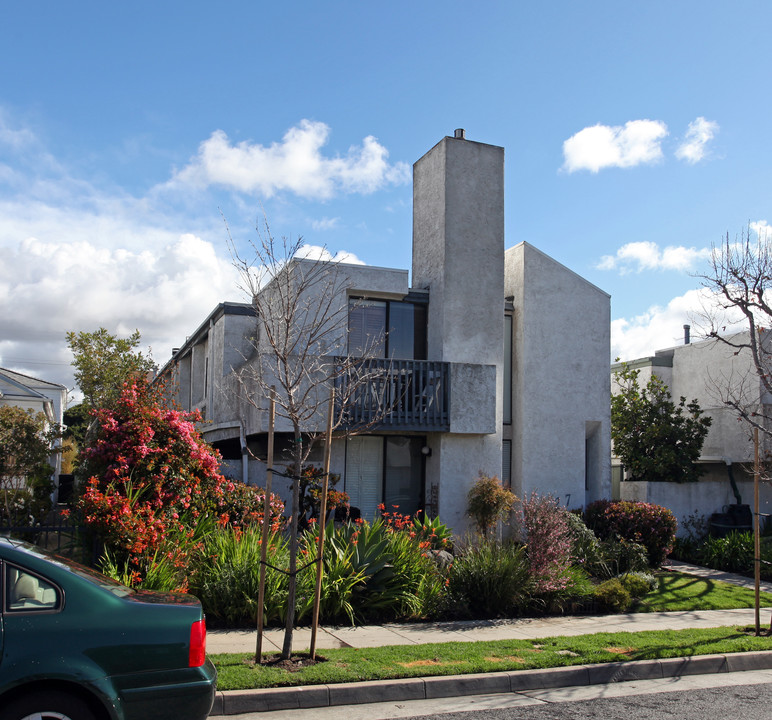 1227 24th St in Santa Monica, CA - Building Photo