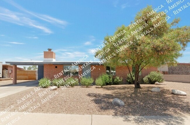 property at 7500 N Rasmussen Ave