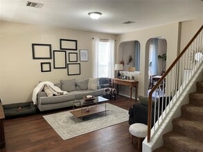 813 Bull Creek Pkwy in Cedar Park, TX - Building Photo - Building Photo