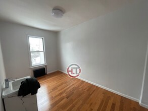 737 Calhoun Ave, Unit 2 in Bronx, NY - Building Photo - Building Photo
