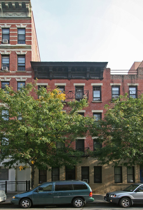 319-321 E 115th St in New York, NY - Building Photo