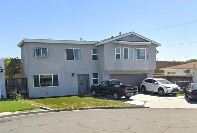 property at 12342 Flagstone Pl