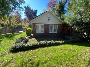 2225 Blossom St in Columbia, SC - Building Photo - Building Photo