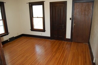 1345 B St in Lincoln, NE - Building Photo - Building Photo