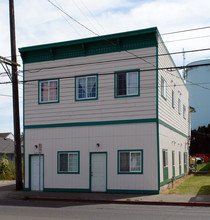 6313 E Mckinley Ave in Tacoma, WA - Foto de edificio - Building Photo