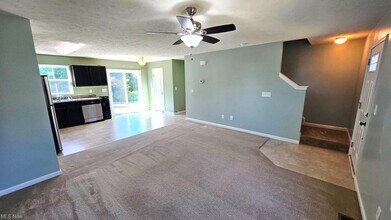 3320 Blossom Trl in Twinsburg, OH - Building Photo - Building Photo