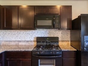 1425 Sandstone Dr in Noble, OK - Building Photo - Building Photo