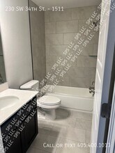 230 SW 34th St in Moore, OK - Building Photo - Building Photo