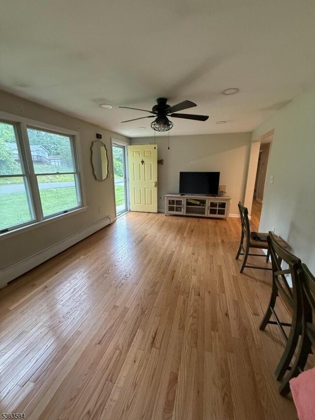 7 Paddock Ave in Highland Lakes, NJ - Building Photo - Building Photo