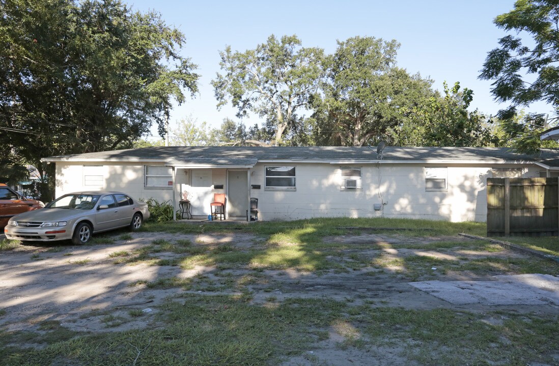 Turn Key Quadruplex in Jacksonville, FL - Building Photo