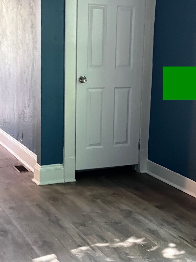 728 E 93rd St in Cleveland, OH - Building Photo - Building Photo