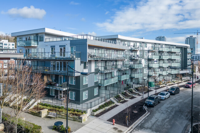 Waters Edge in Vancouver, BC - Building Photo - Building Photo