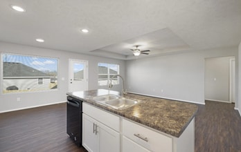 1105 Abbey Ave in Monett, MO - Building Photo - Building Photo