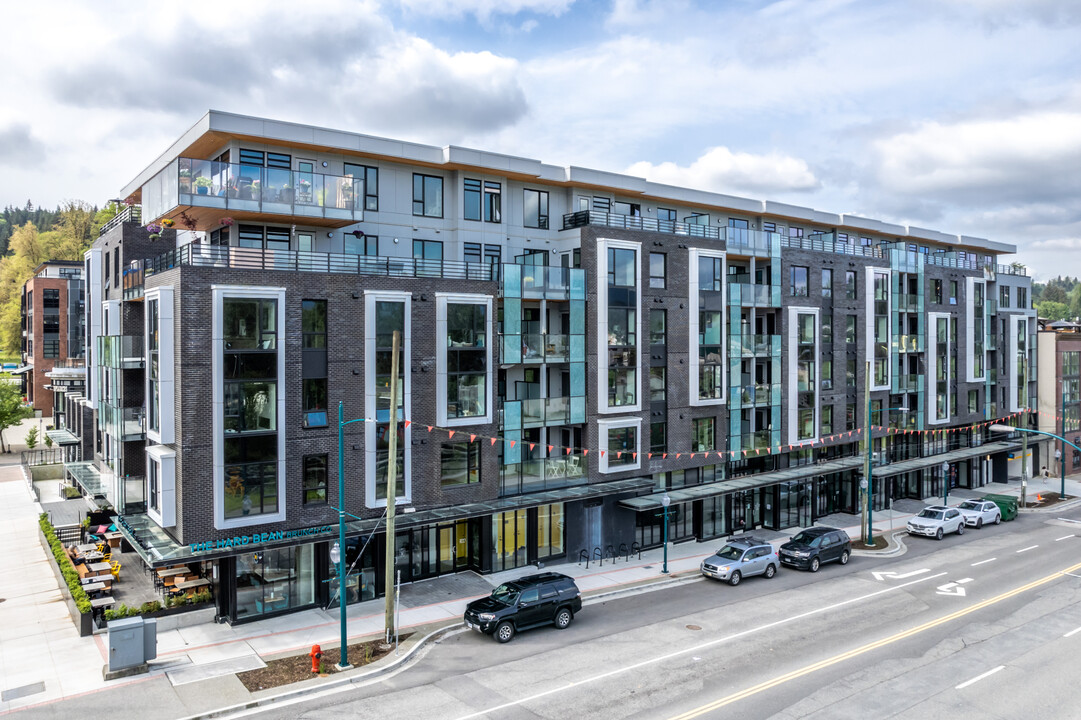 Platform in Port Moody, BC - Building Photo