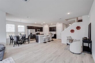 404 Wrangler Ln in Denton, TX - Building Photo - Building Photo