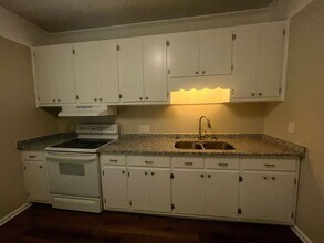 1007 Ava St in Burlington, NC - Building Photo - Building Photo