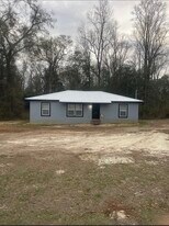 176 Fawn Dr in Webb, AL - Building Photo