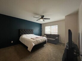 158 Tiffany Ln, Unit 158 Tiffany Lane in Royal Oak, MI - Building Photo