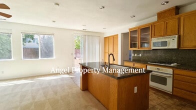 1475 Garold Ln in Manteca, CA - Building Photo - Building Photo