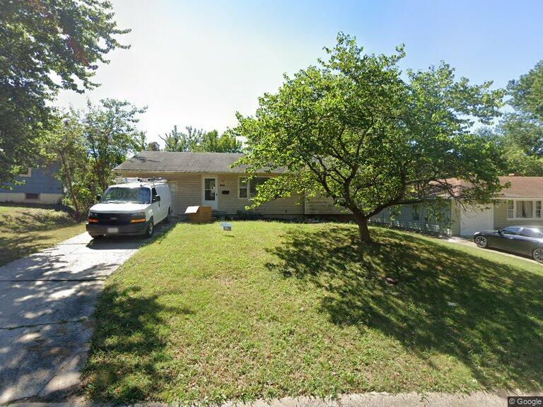 8819 E 84 Terrace in Raytown, MO - Building Photo