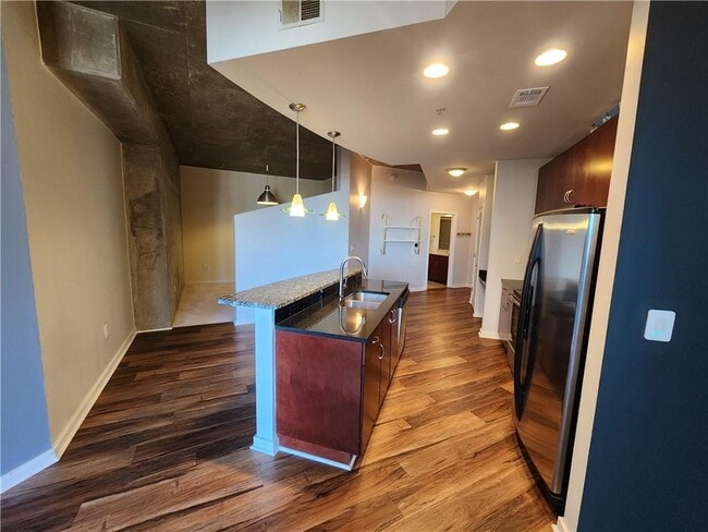 property at 400 W Peachtree St NW