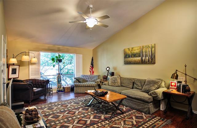 11400 Park Central Pl in Dallas, TX - Building Photo - Building Photo