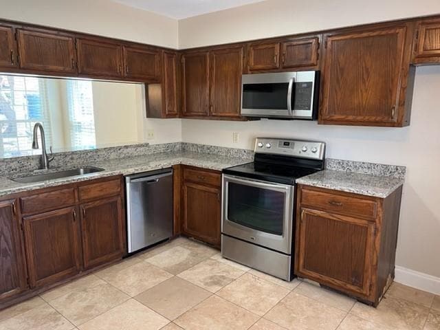 1805 Wyster Dr in Garland, TX - Building Photo - Building Photo