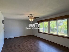 1506 71st Ave N in Minneapolis, MN - Foto de edificio - Building Photo