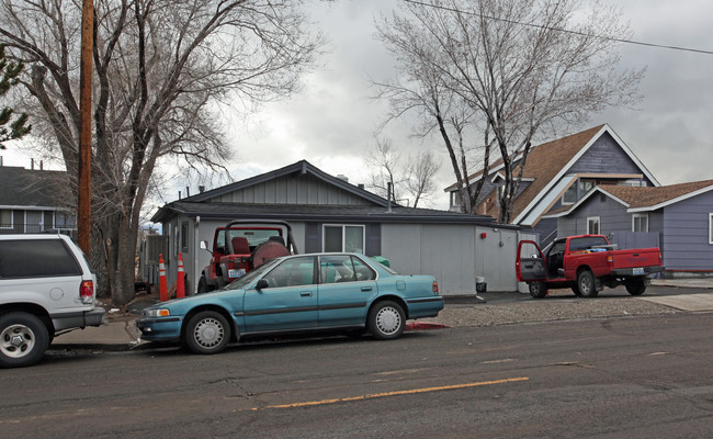 486 Highland Ave in Reno, NV - Building Photo - Building Photo