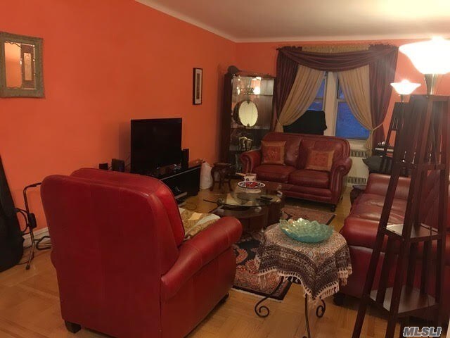 99-45 67th Rd-Unit -605 in Queens, NY - Building Photo