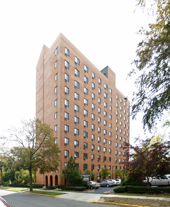 Maple Terrace Senior Apartments in New Rochelle, NY - Building Photo