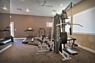 Villanova in Las Vegas, NV - Foto de edificio - Building Photo