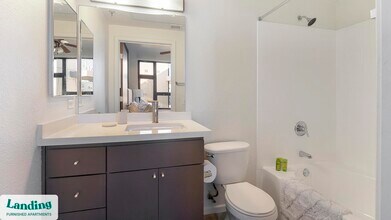 1001 E Playa Del Norte Dr, Unit 2310 in Tempe, AZ - Foto de edificio - Building Photo