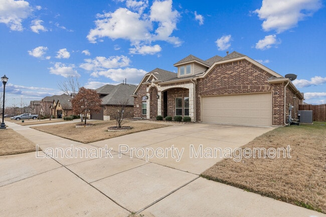 property at 909 Foxtail Dr