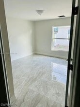 354-356 Bell Blvd S in Lehigh Acres, FL - Building Photo - Building Photo