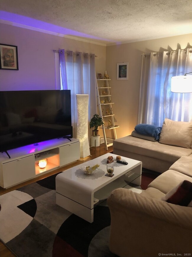 228 Grasmere Ave in Fairfield, CT - Building Photo - Building Photo