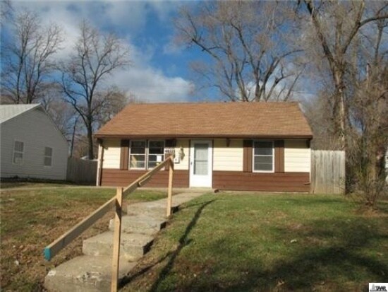 property at 4822 Woodend Ave