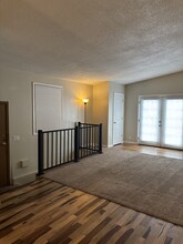 208 Lox Ct, Unit 208 in Combined Locks, WI - Building Photo - Building Photo